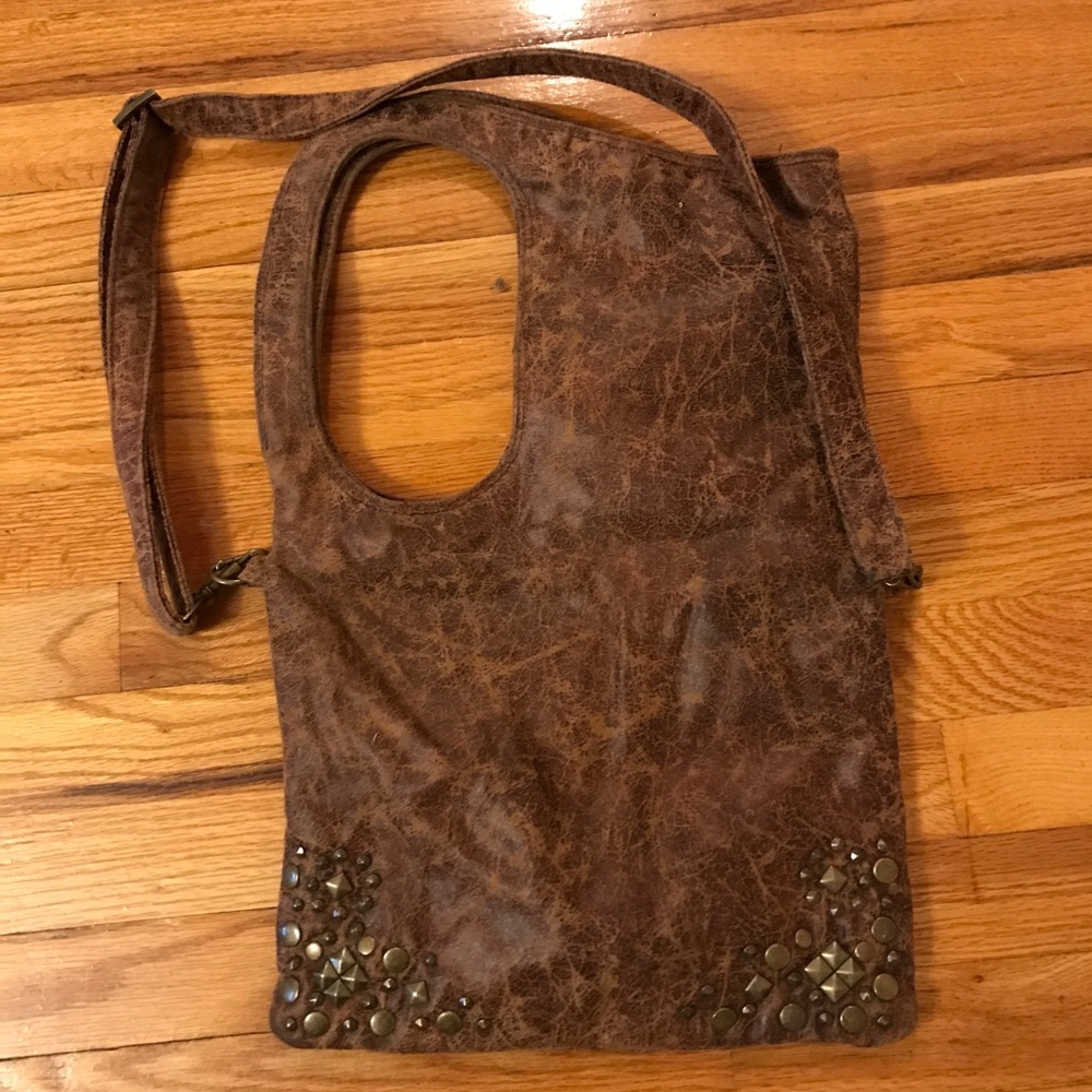 PATRICIA FIELD bag feat in “the Devil wears Prada”